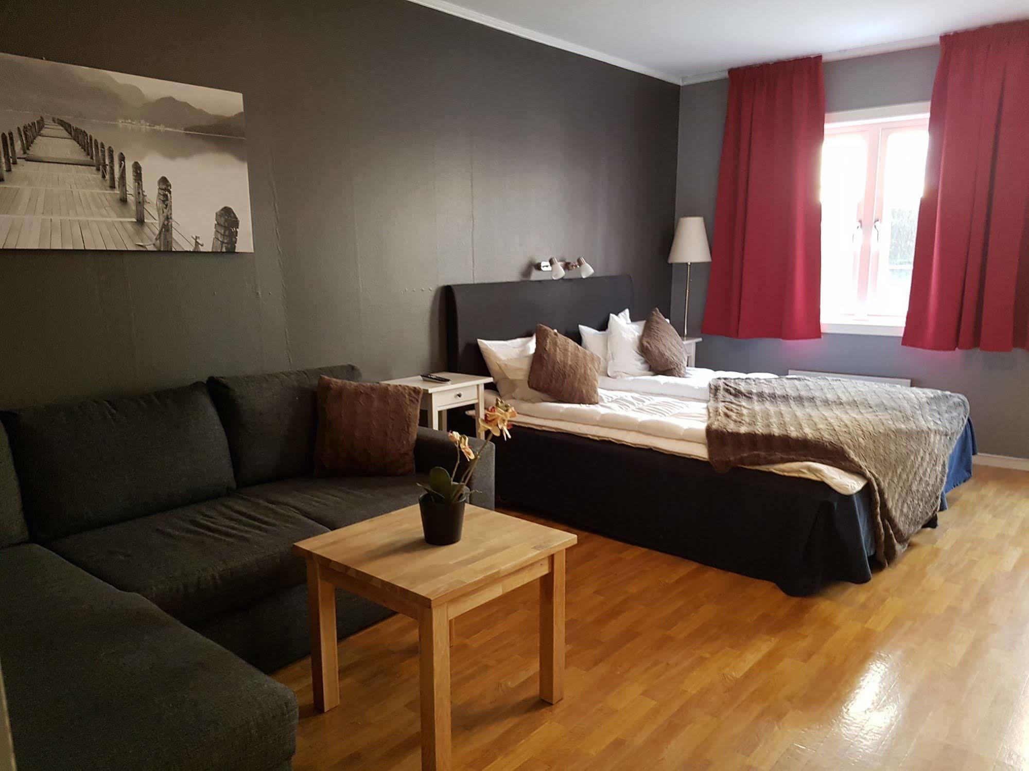 Pensionat Bjoernen Östersund المظهر الخارجي الصورة